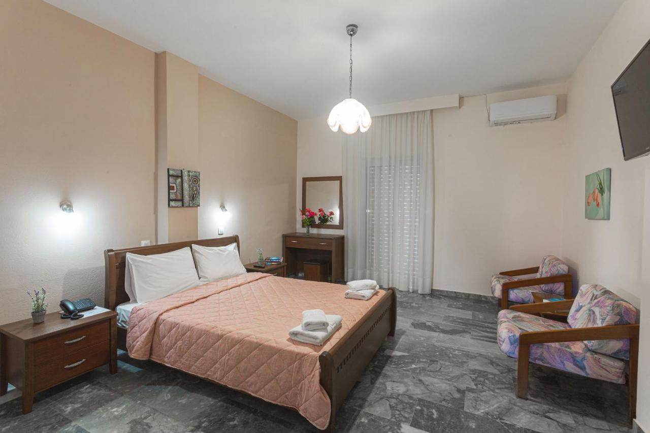Remvi Hotel - Apartments Stoúpa Habitación foto