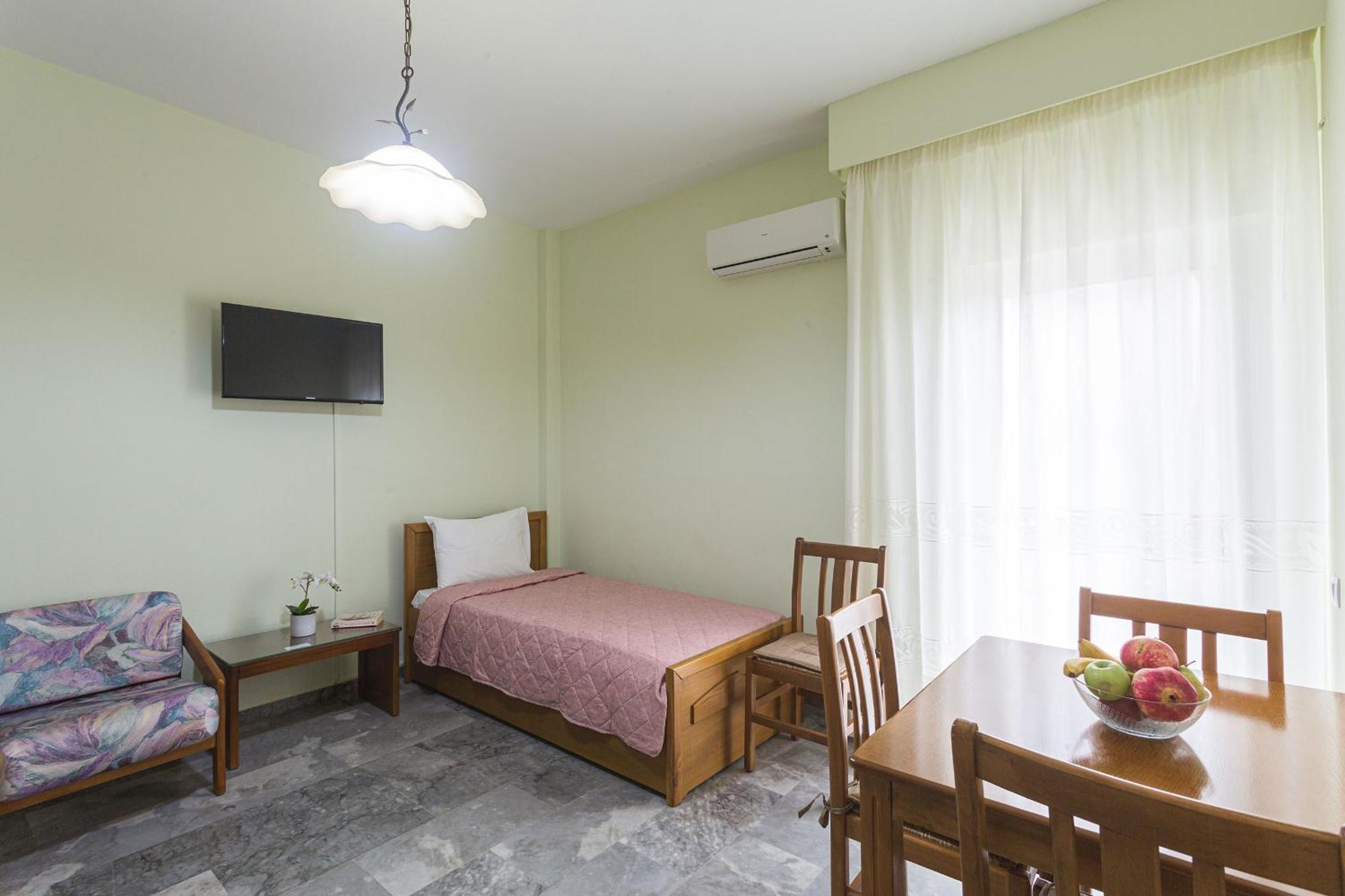 Remvi Hotel - Apartments Stoúpa Habitación foto